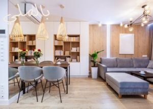 أهم 18 نصيحة لديكورات الشقق الصغيرة في الحجم 4 اكثر مايعطى اتساع هو اختيار أولويات الأسرة