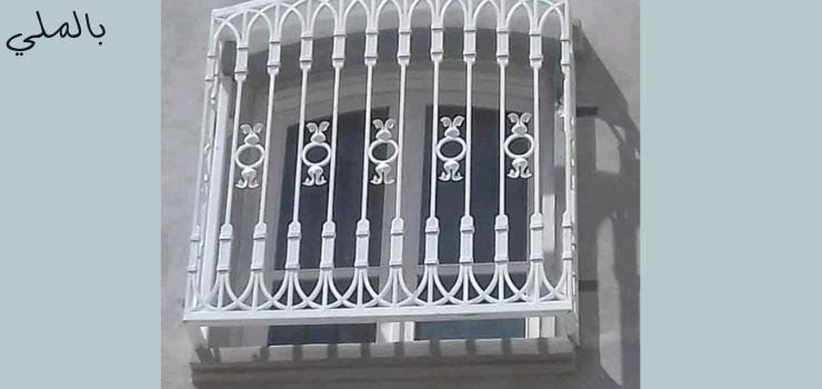 الشباك الحديد أشكاله المختلفة وتصاميمه المتعددة 11 شباك حديد لون اسود مزخرف.